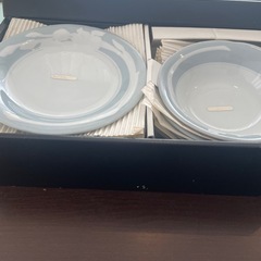 【値下】イブサンローラン　お皿とボウル（箱入）の画像