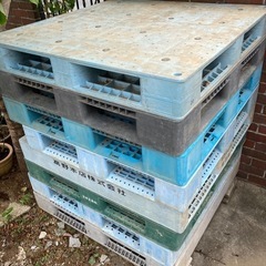 プラスチックパレットの画像