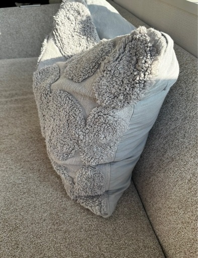 Boconcept Tufted 新品同様16000購入→11000円販売袋付き