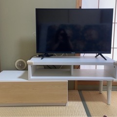 伸長式テレビ台の画像