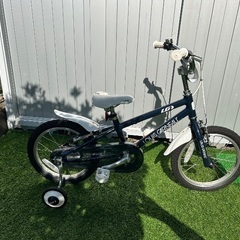子供用自転車の画像