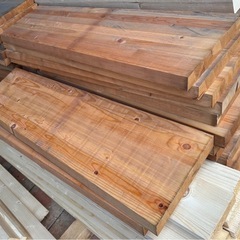 雰囲気ある集成材【1枚220円】DIY　ウッドデッキ　棚板　未使用の画像