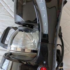 コーヒーメーカーペーパーフィルター付き！の画像