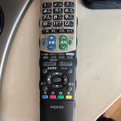 【セール】シャープ 32V型 ハイビジョン 液晶テレビ ブラック AQUOS LC-32E7-B リサイクルショップ宮崎屋　佐土原店　25.11.22の画像