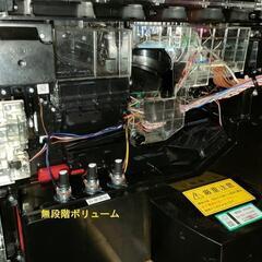 パチスロ実機　S炎炎ノ消防隊　コイン不要機・データカウンター ・データーカウンター用コンセント・トランス・ボリューム等取付済の画像