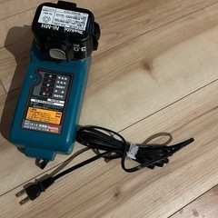 マキタ　DC1414 充電器　makita