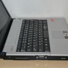 ◇格安！　ノートパソコン #218　A4サイズ  i7  Win11　新規インストール-//認証済み！　ACアダプタ付属!!  の画像