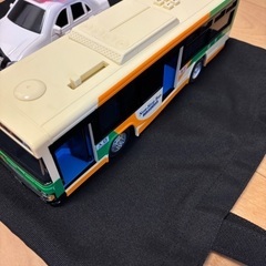 都バス+パトカーの画像