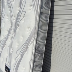 セミダブルマットレス シモンズ SIMMONS セミダブル コイルスプリング 寝具 AB16T13201 Beautyrest 直接引渡し歓迎 mw0537の画像