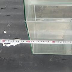 ガラス水槽の画像
