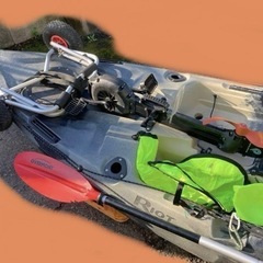 足漕ぎカヤックモンベルライオットマコ10　魚群探知機+パドルセットの画像