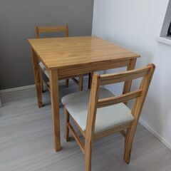 ダイニングテーブルセット 2人掛け（3点） パイン無垢材