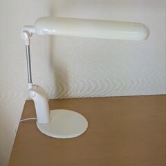 学習机＆イス　学習引き出し　学習電気スタンド　ゴミ箱　5点セットの画像