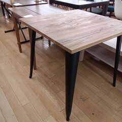 ★リユースのサカイつくば店★TK6190  ダイニングテーブル ナチュラル H76×D80×W80 クリーニング済みの画像