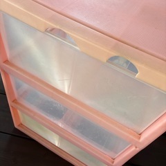 引き出し収納の画像