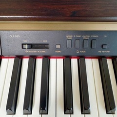 YAMAHA  ピアノ  CLP-920 グラビノーバの画像