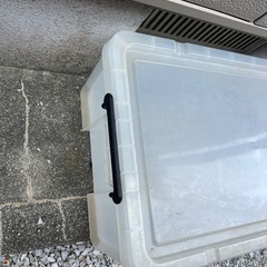 収納ケース（ロック付）の画像