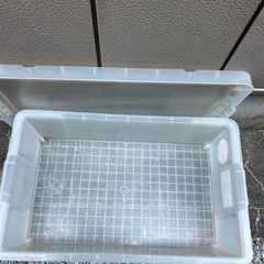 収納ケース（ロック付）の画像