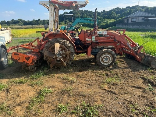 クボタ L2002DT フロントローダー トラクター