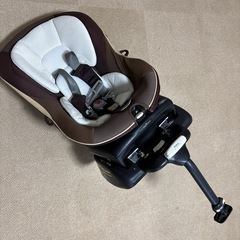 コンビ　チャイルドシート(新生児〜18kg)の画像