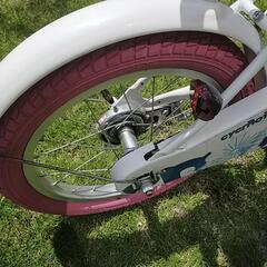 16インチの女の子向け自転車の画像