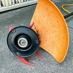 草芝刈り機　山善　電動有線コードの画像