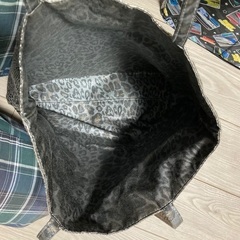 シャンパンゴールド色バッグの画像