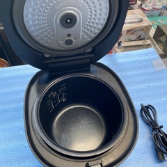 炊飯器　2021年製ヤマダホールディングスNRC-M05H1 小倉北区の画像