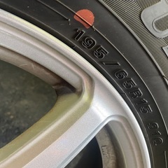 195/65r15 91q DUNLOP スタッドレスタイヤの画像
