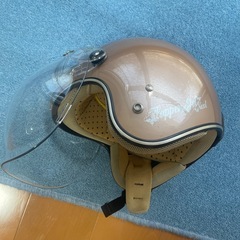 女性用ヘルメットの画像