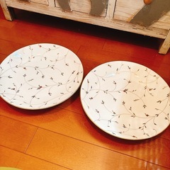 鳴海製陶の大皿2枚の画像