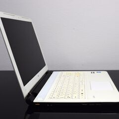 NEC定番Cerelon最新Windows11メモリ4GB高速SSD120GBWifi接続可能カメラ内蔵の画像