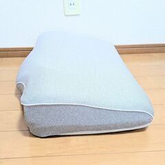 ニトリ 横向き寝がラクな低反発まくらの画像