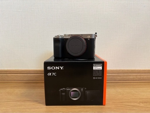 【シャッター数2,484枚！美品！！】　SONY a7c 本体のみ！