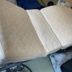 電動、介護ベットの画像