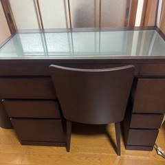 ドレッサー　　椅子付きの画像