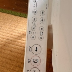 トイレのウォシュレットの画像