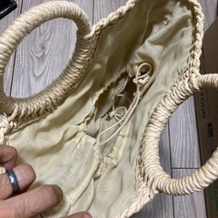 藤バッグの画像