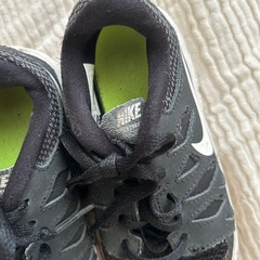 NIKE スニーカー　黒　19cmの画像