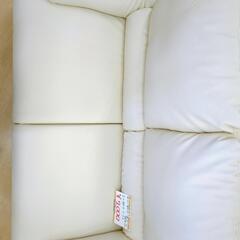 2掛けソファ  シンプルな2人用ソファ キズ・小さな破れ箇所ありベージュ系【こちらは店舗です。浜村鹿野温泉ICから3分 買取本舗 宮本リサイクル 営業時間9～19時 定休日水曜のみ←連絡できませんm(_ _)m】の画像
