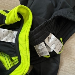 adidas ジャージ　　120センチの画像