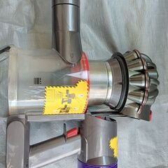 dyson 掃除機　ⅴ8 slim fluffy✛の画像