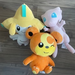 ポケモン　大きいぬいぐるみ3体の画像