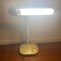 勉強机　ライト　デスクライトの画像