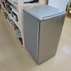 AQUA 1ドア冷蔵庫 AQR-8G 75L 2020年製 グレー 動作確認済み【こちらは店舗です。浜村鹿野温泉ICから3分 買取本舗 宮本リサイクル 営業時間9～19時 定休日水曜のみ←連絡できませんm(_ _)m】の画像