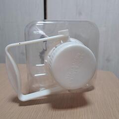COOP生協スーパーの水の容器の画像