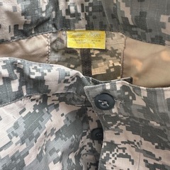 戦闘服と装備一式の画像