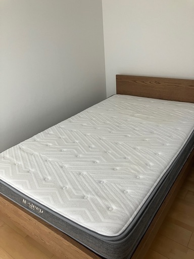 【引渡し確定】N-Sleepのセミダブルマットレス