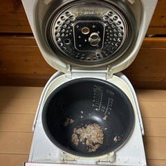 炊飯器　一升　2015年製の画像