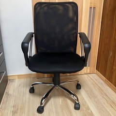 ビジネスチェアー